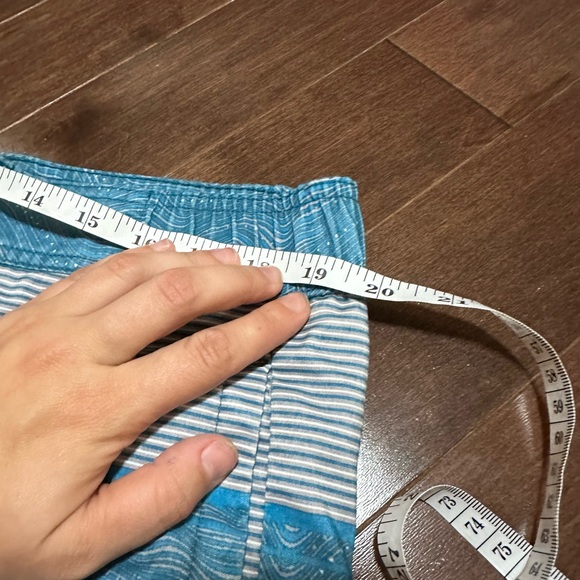 L Ripzone blue swim shorts - Picture 7 of 11